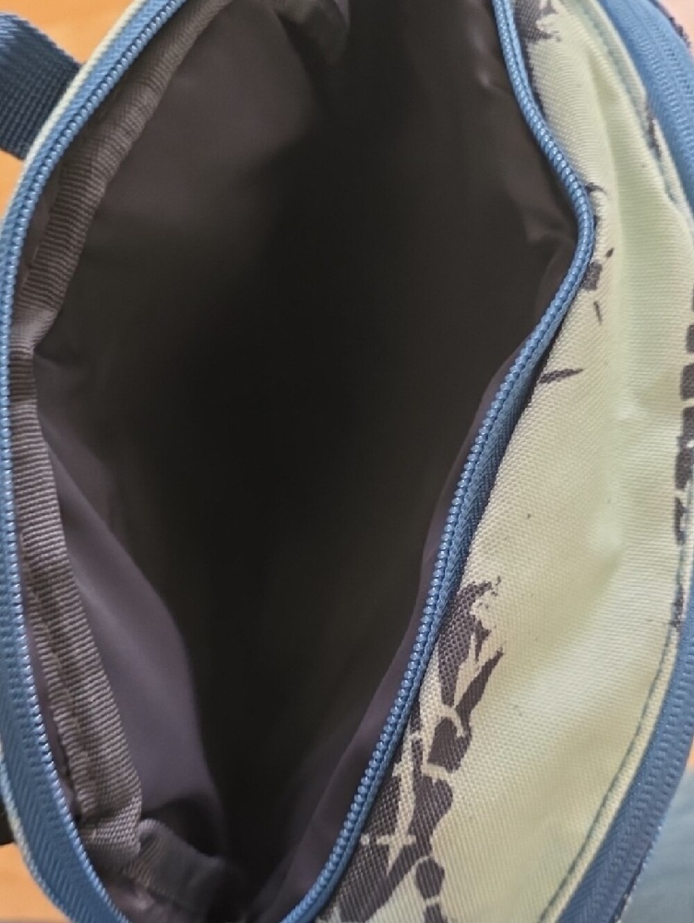 Volcom Black and Blue Accent Patterned Backpack - Picture 5 of 7